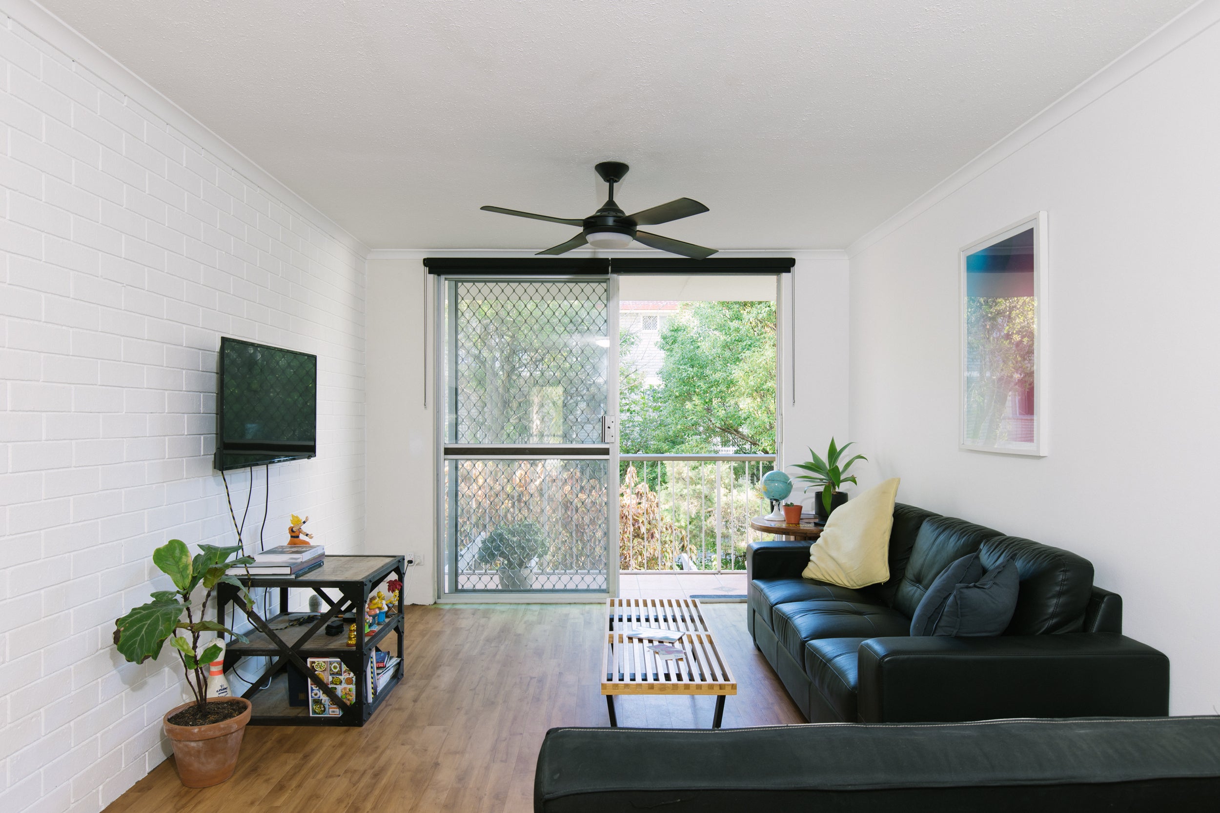 family-room-with-large-screen-doors.jpg